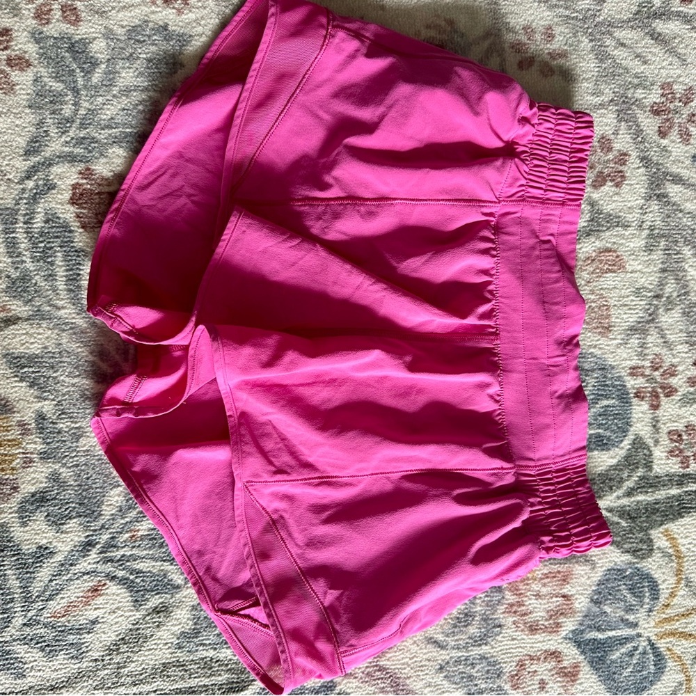 Lululemon Hotty Hot High Rise 2.5” Shorts